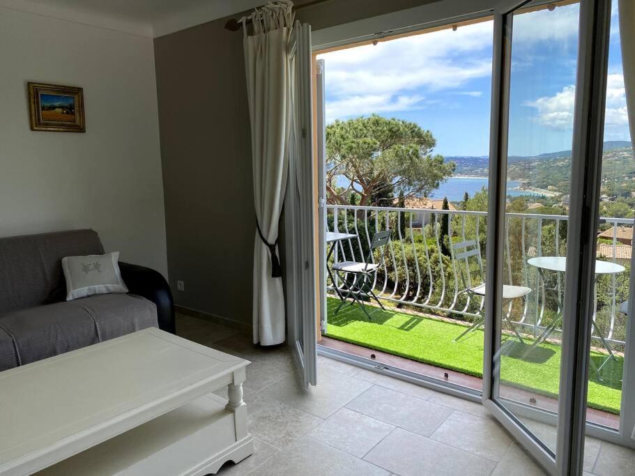 Agréable appartement vue mer Les Issambres Extérieur photo